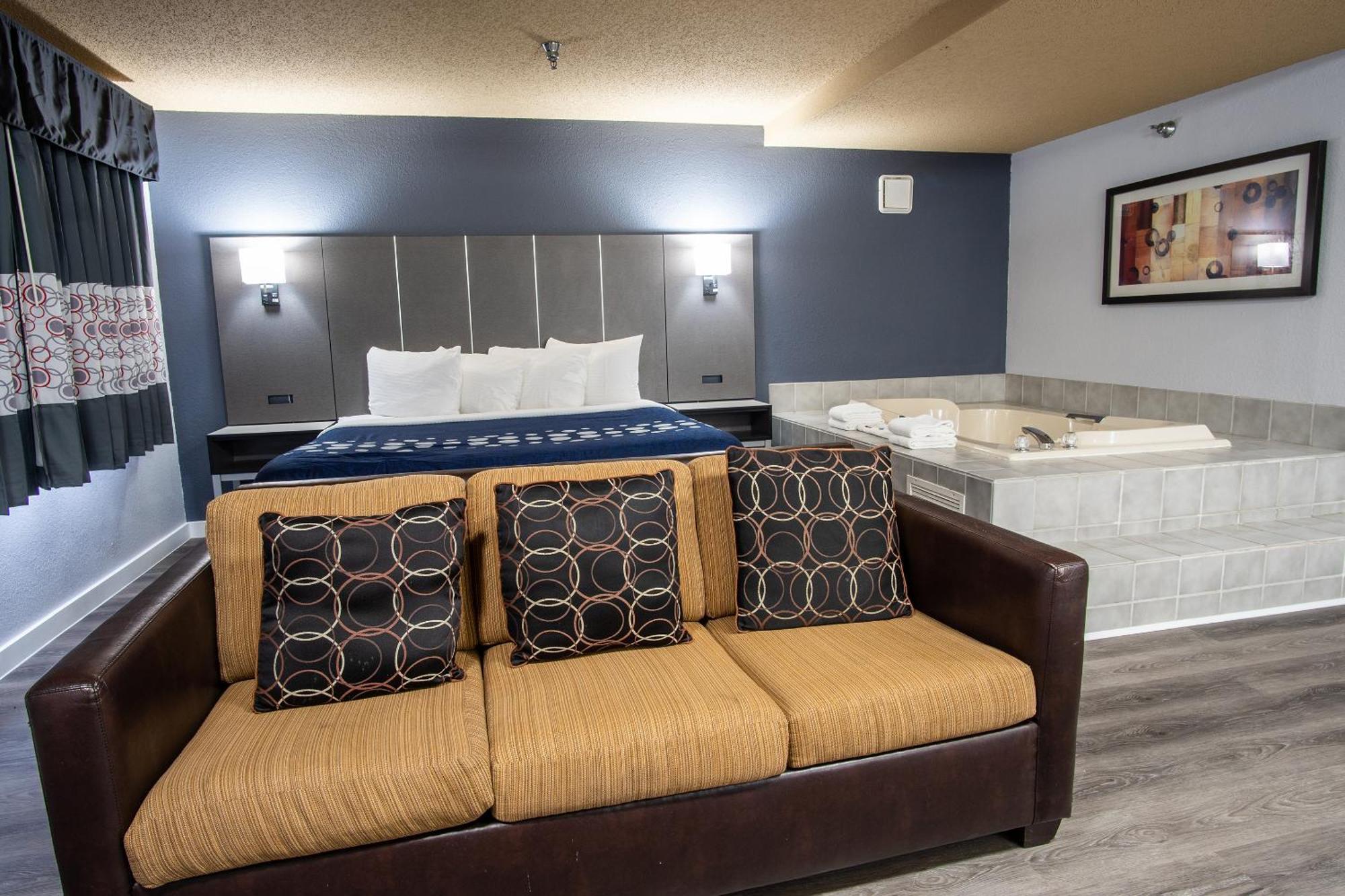 Coratel Inn And Suites By Jasper Eagan St Paul Airport & Mall Of America Esterno foto